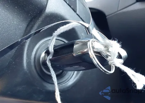 2013 Ford Fusion Se z USA, uszkodzony, nr VIN 3FA6P0HRXDR366813